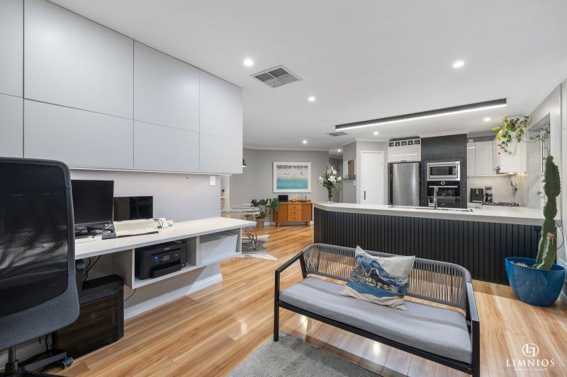 Standalone street front villa