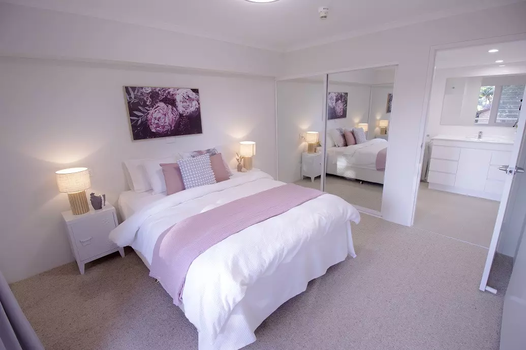 Refurbished One Bedroom Apartment with District Views