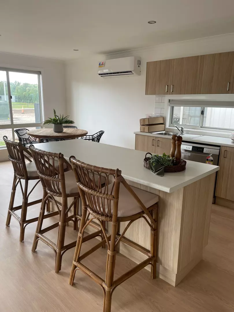 Modern Living, Naturally Bright