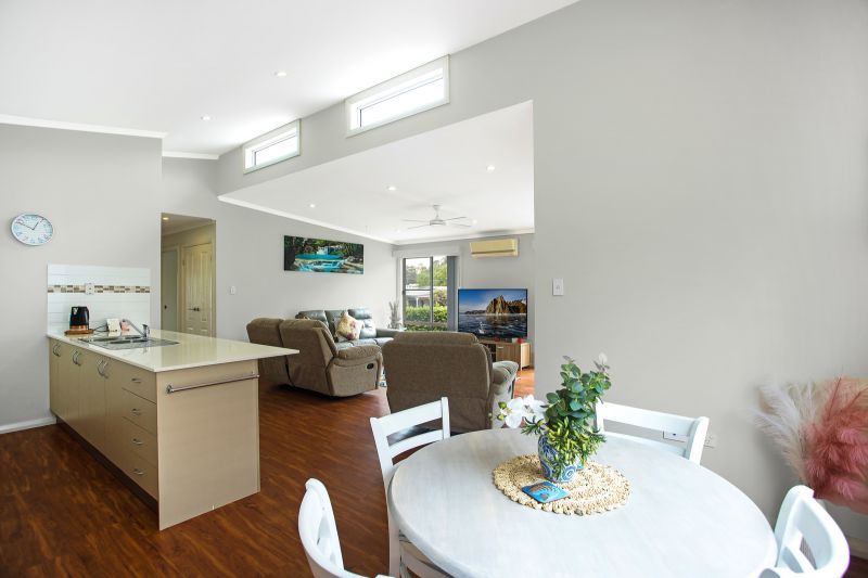 Well presented! Two bedrooms with Study & Second Bathroom with Bath