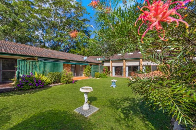 Sunny Apartment with Garden Patio