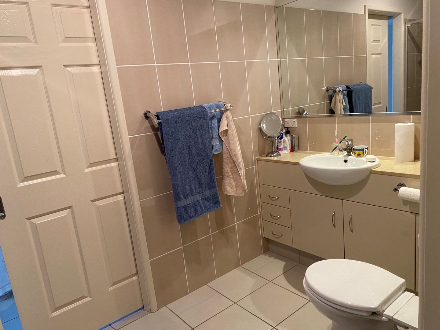 Lovely 2 bed plus study home in Palm Lake Resort Eagleby