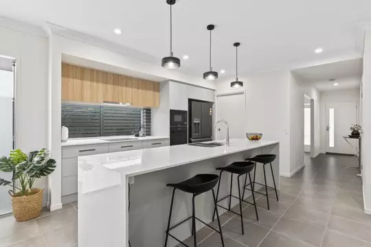 Site 155 - Established Kalbar