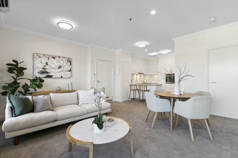 Spacious and bright two-bedroom apartment