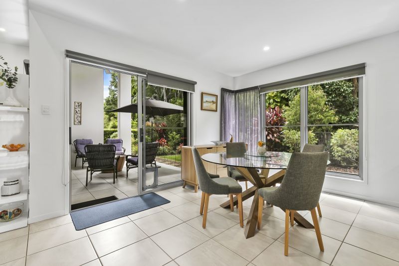 Backing on to Beautiful Rainforest!