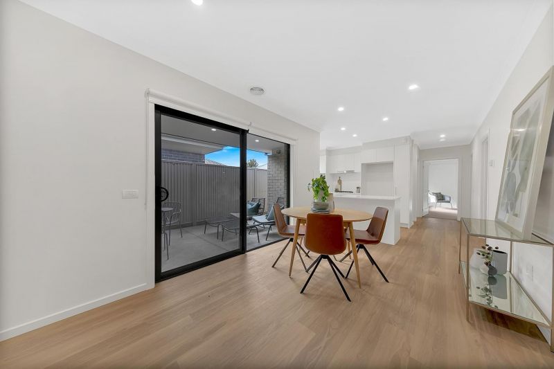 131/236-238 Waterview Blvd, Craigieburn