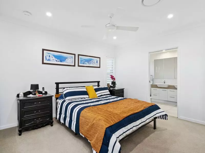 Site 8 - Established Heron