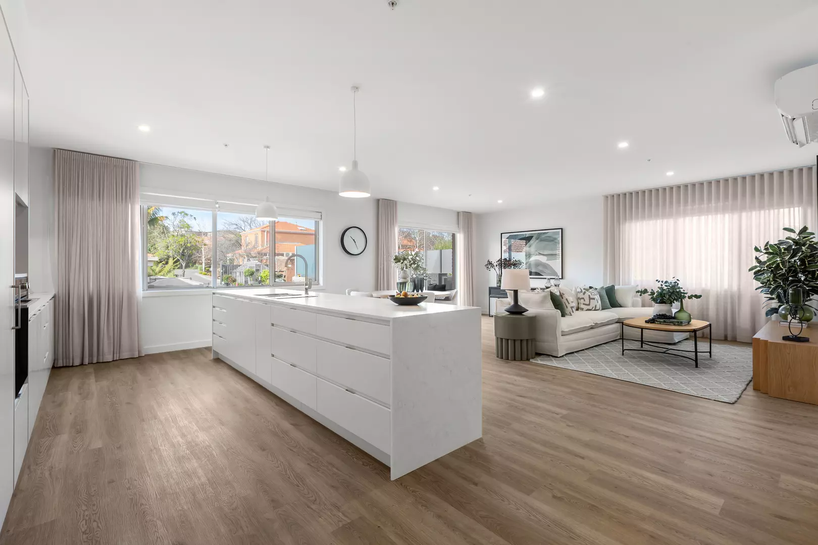 146/100 Station Street Burwood, VIC 3125