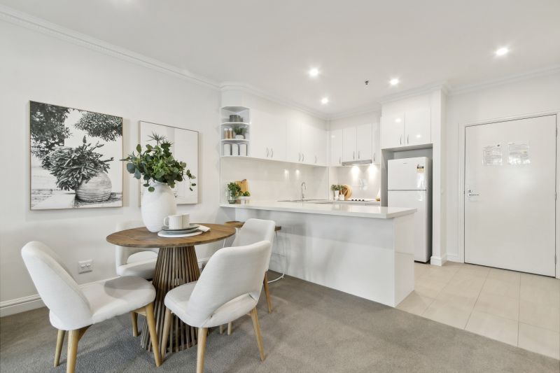 Spacious one-bedroom first-floor apartment