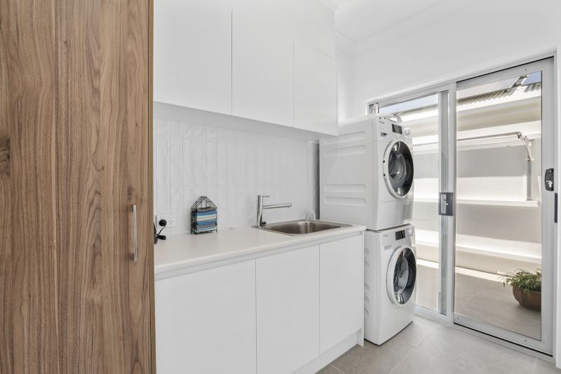 Site 176 - Established Kalbar