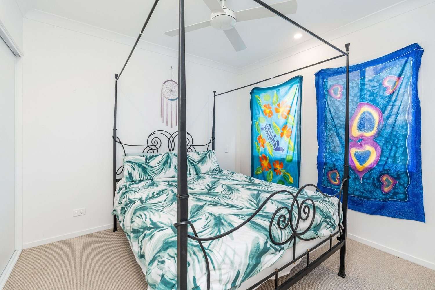 Near Park, Easy Living