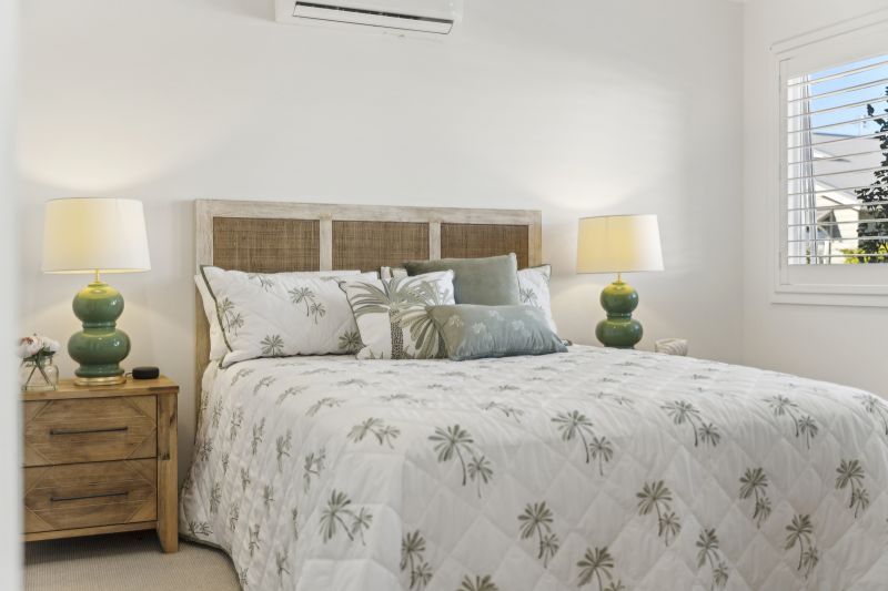 Stylish Home - Spacious Design - Outdoor Appeal