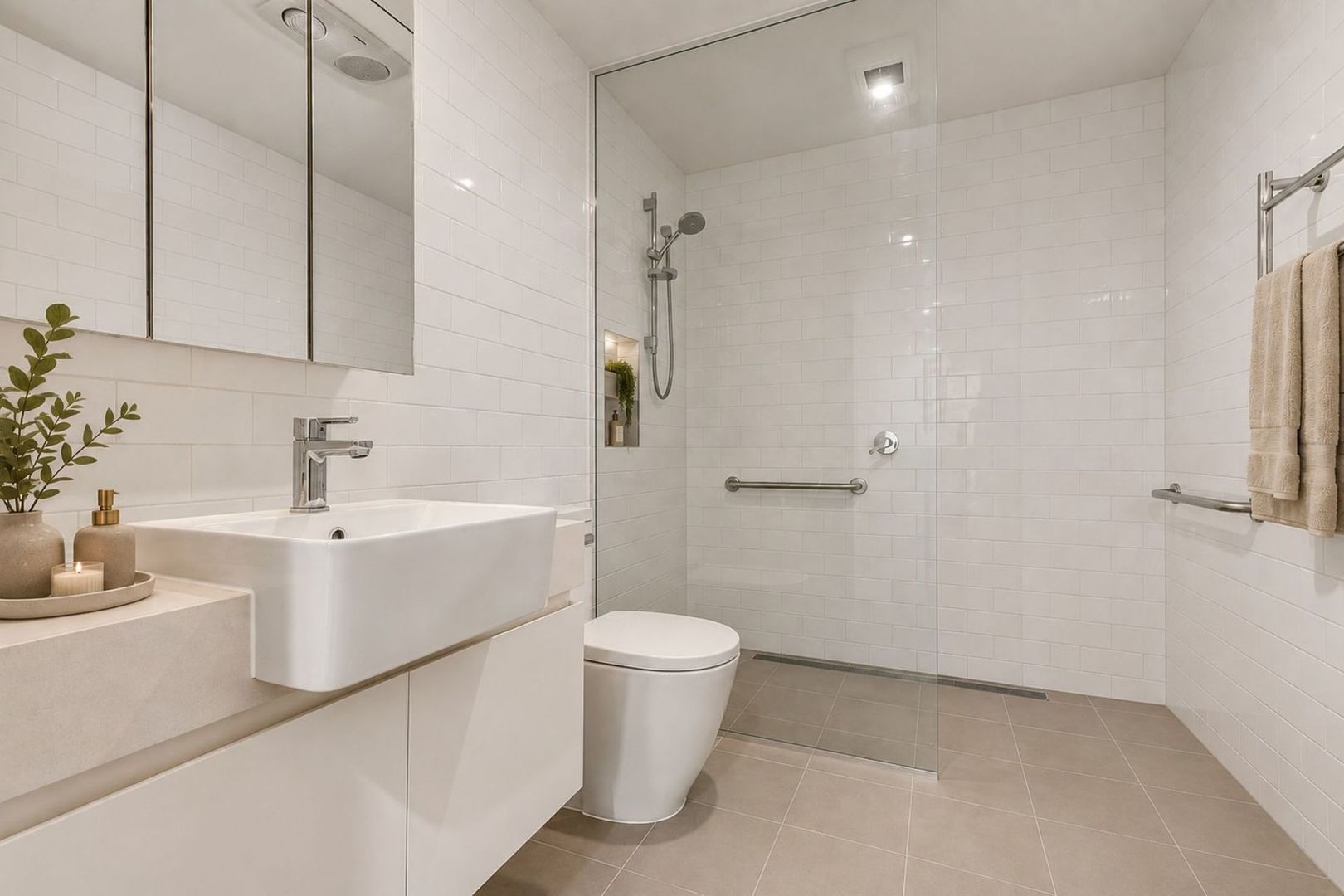 Spacious one-bedroom apartment with stunning garden views overlooking the Yarra River Parklands