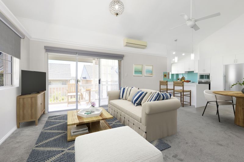 3 bedroom contemporary unit with easy access and light-filled throughout