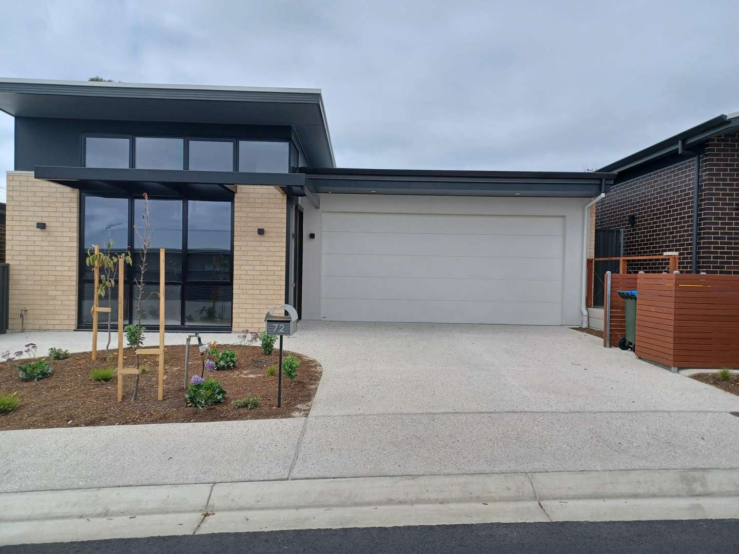 Unit 72 is available now, please call Andrea on 0455 448 831 to arrange an inspection 