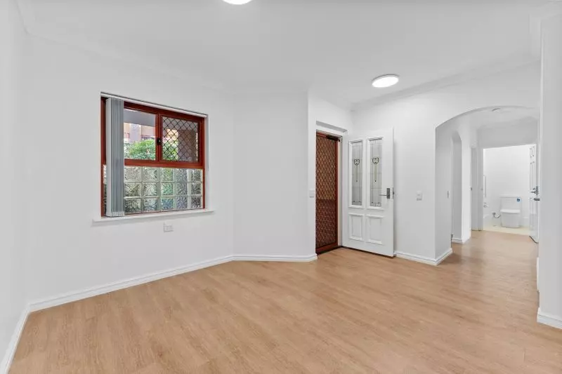 Ground Floor Apartment in Great Location.