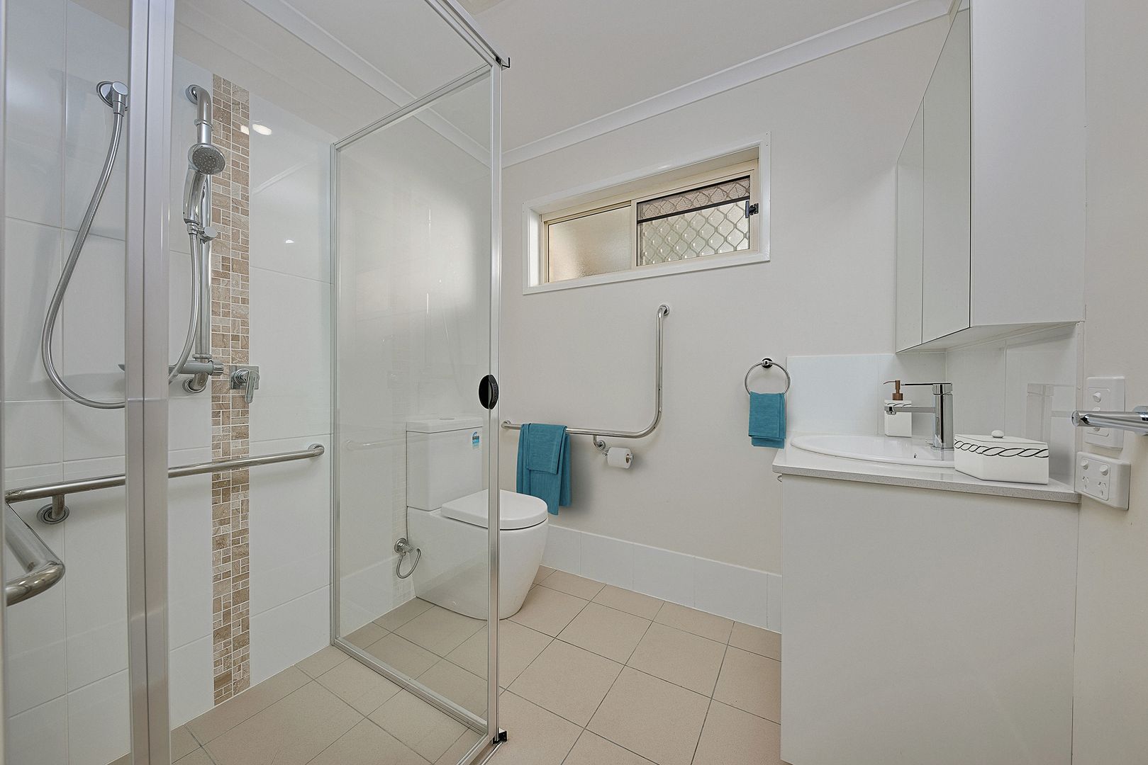 Two bedroom unit available today!