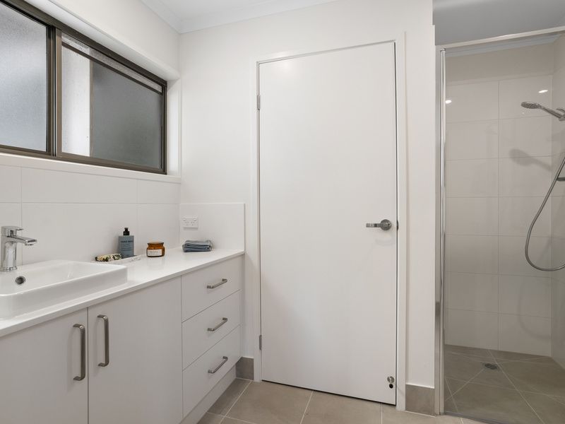 Stylish Renovation with Private Courtyard Retreat