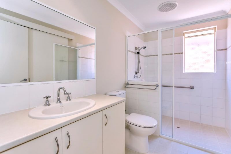 ARCADIA WATERS MANDURAH - Large Entertaining Area, North Facing Patio