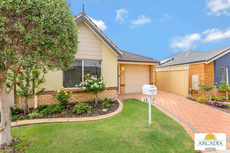ARCADIA WATERS MANDURAH - ENJOY RETIREMENT WITH THIS 2 BED 2 BATH HOME