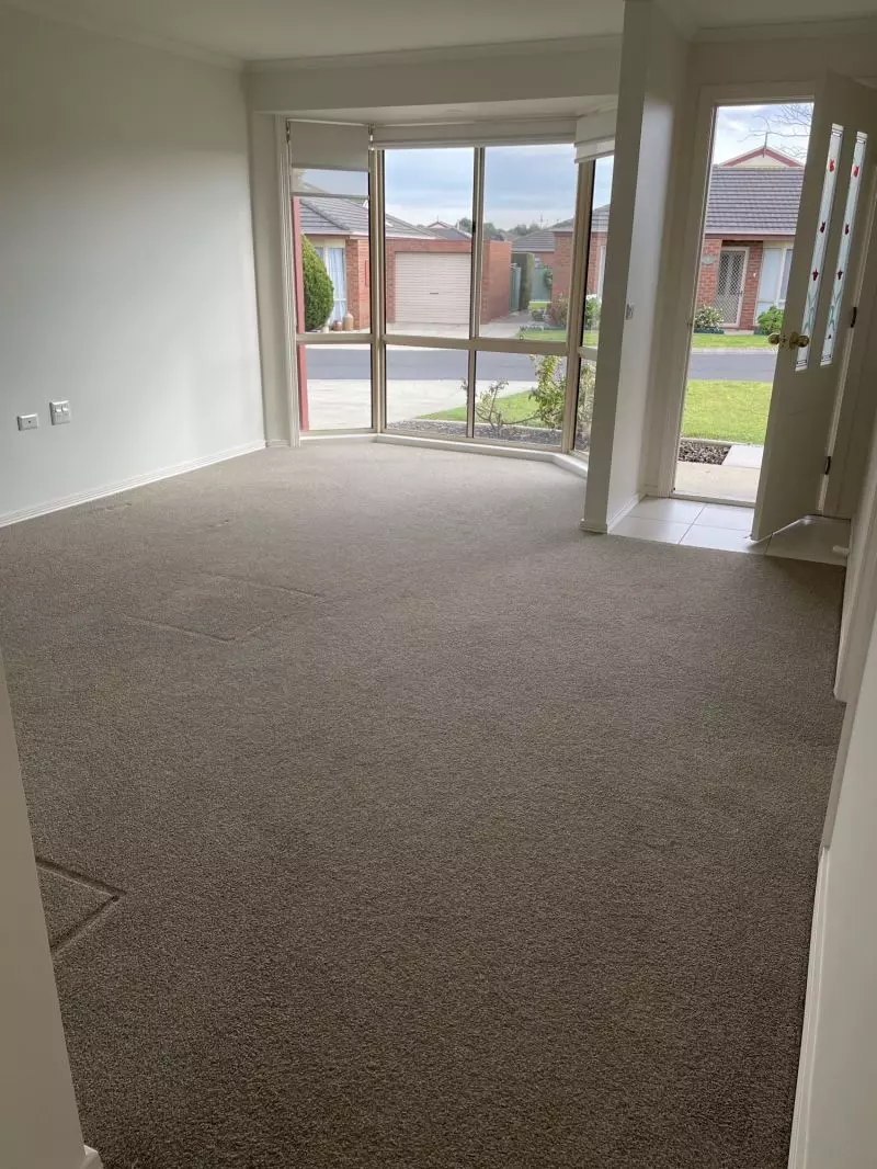 **UNDER OFFER** Fully renovated north facing 2br unit - Make it your own!!