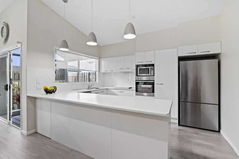 Spacious Three-Bedroom Home Backing onto Parklands