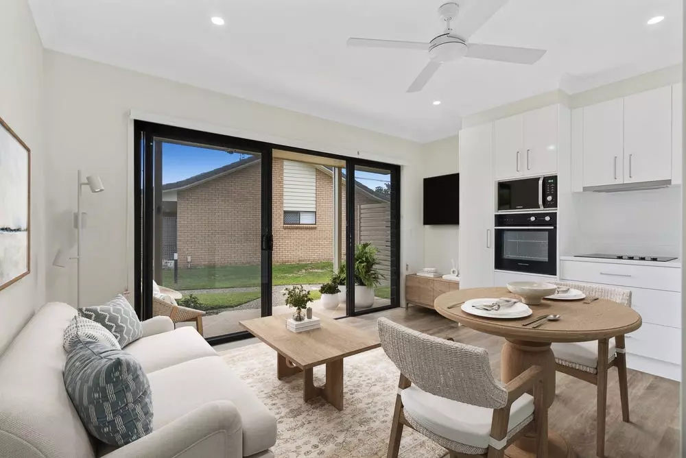 113/11 Araucaria Way, Pine Lake Village