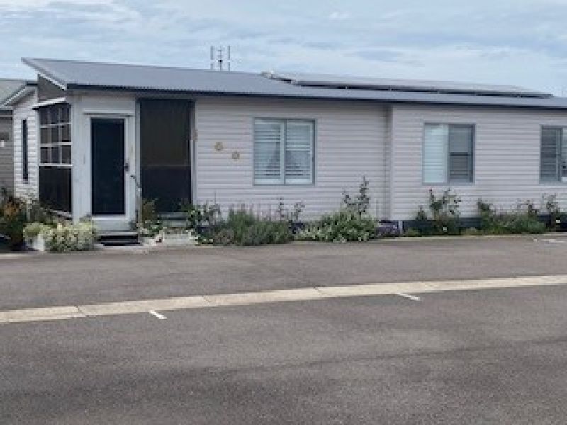 2 bedroom home in convenient location