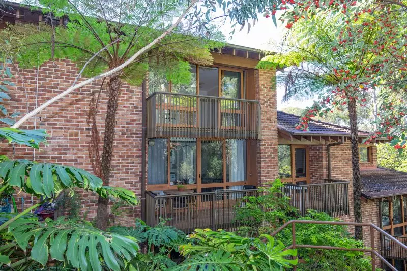 [UNDER OFFER] One bedroom Serviced Apartment at Willandra Village with waterfall view