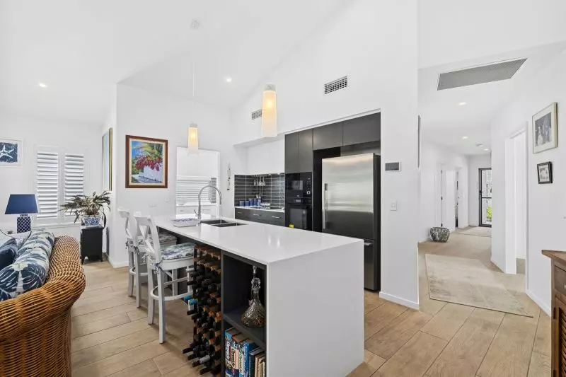 Site 383 - Established Prestwick