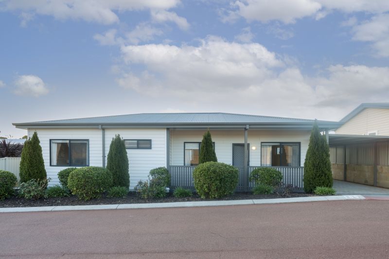 Petrona – charming light filled home