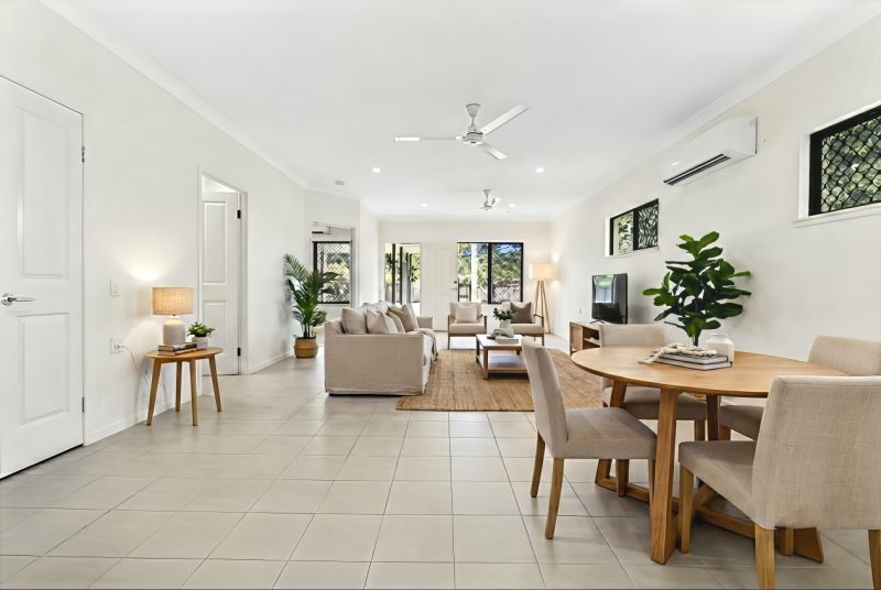 Private 2-bedroom villa with large backyard