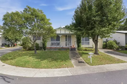 Charming Two-Bedroom Cottage