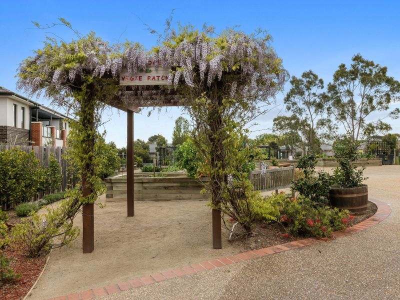 DEPOSIT TAKEN - Light-filled ground floor apartment with lagoon views!