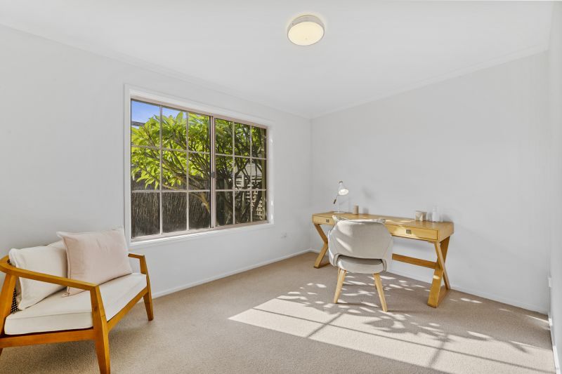 Corner Position with Private Courtyard Living