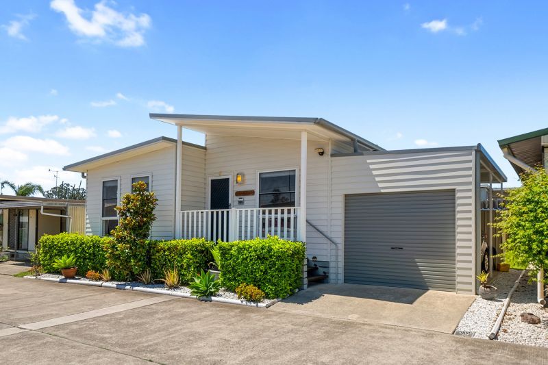 Bright Modern Home with Space for Relaxed Living