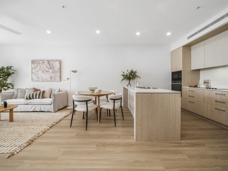 Wake up every day to warm sunlight and uplifting interiors