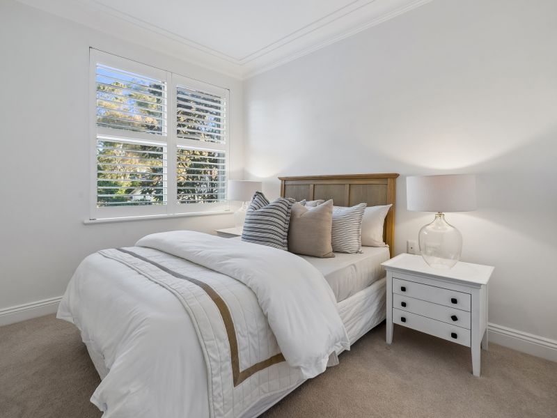 Contemporary three-bedroom apartment in a prime village setting