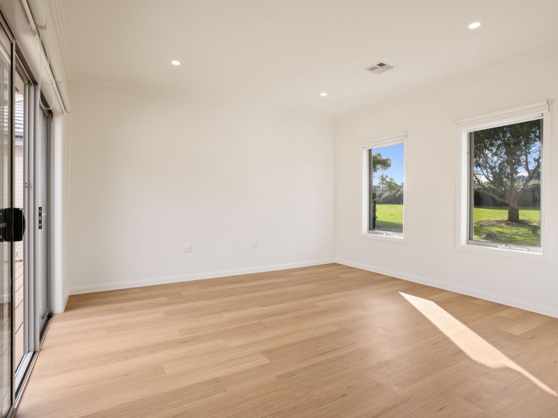 DEPOSIT TAKEN - Light-Filled Coastal Villa at Peninsula Grange 'The Lookout'