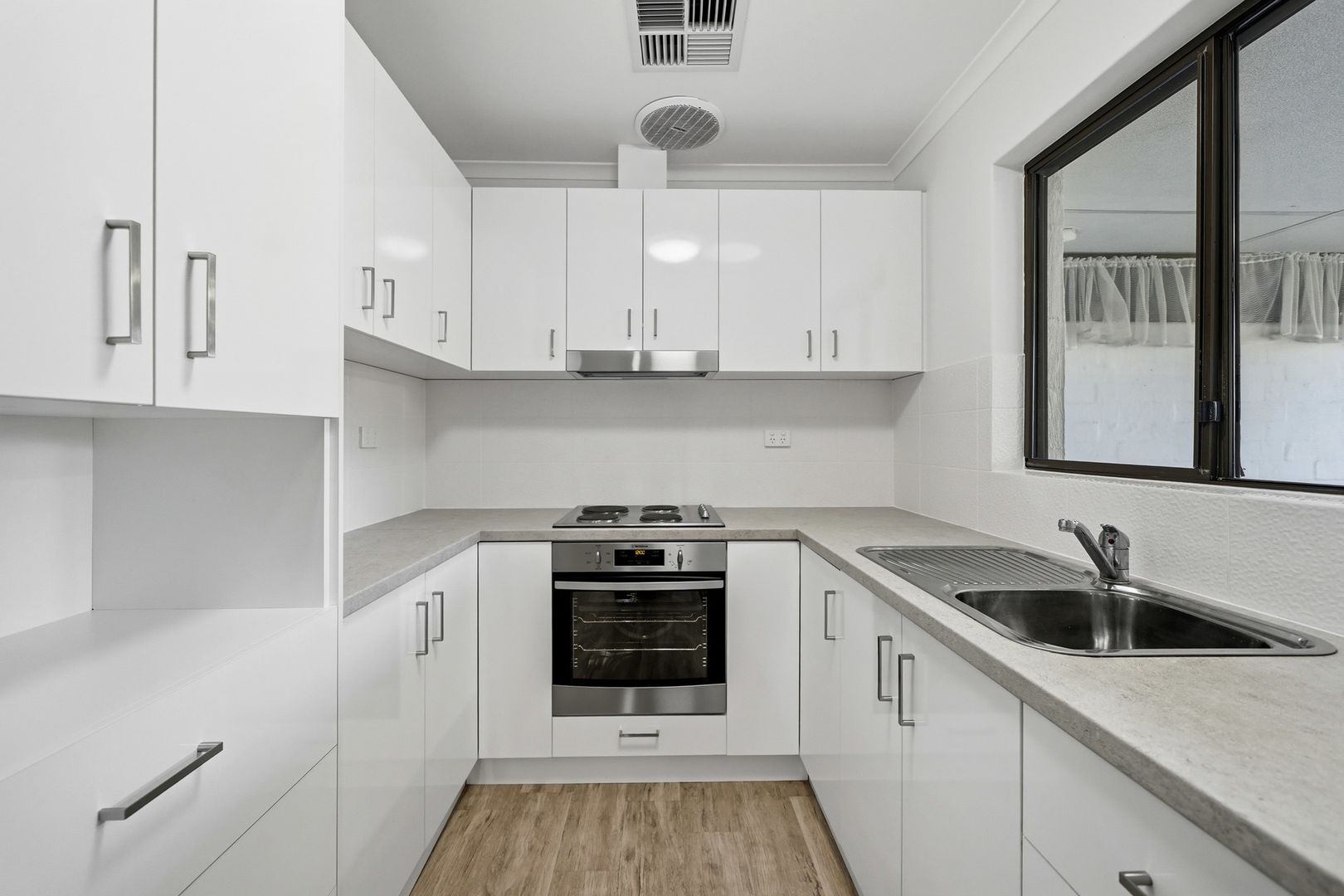 RESERVED - Well Presented Unit with Relaxing Garden Views