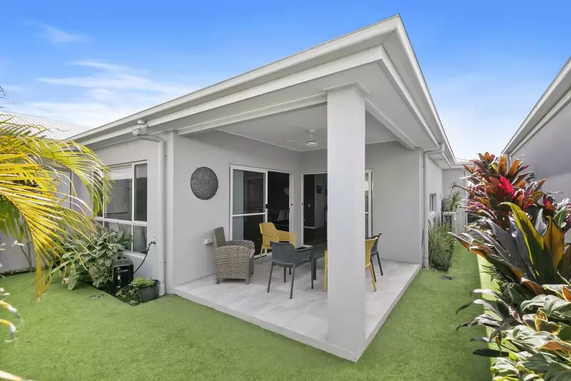 Established Cabarita