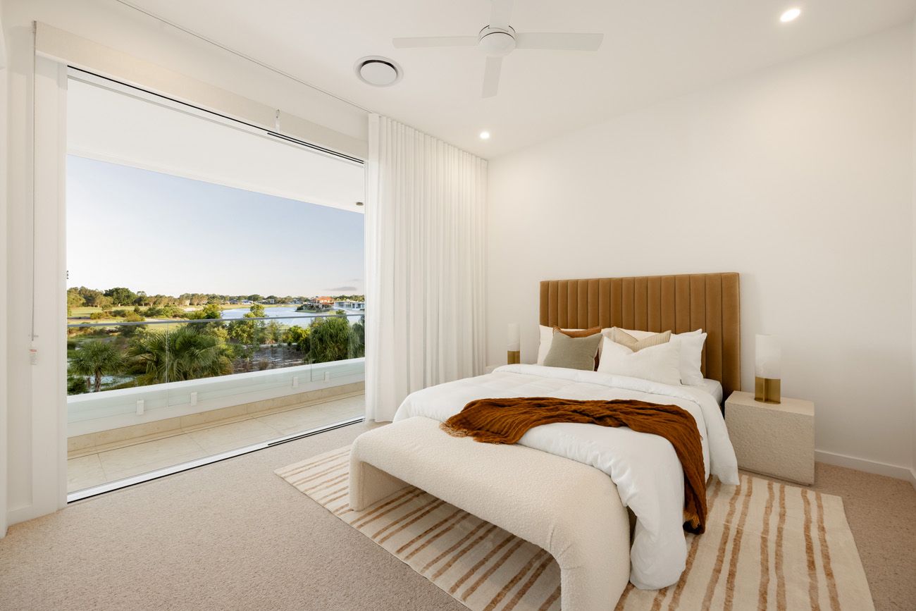 Zafiro by Palm Lake Resort Pelican Waters