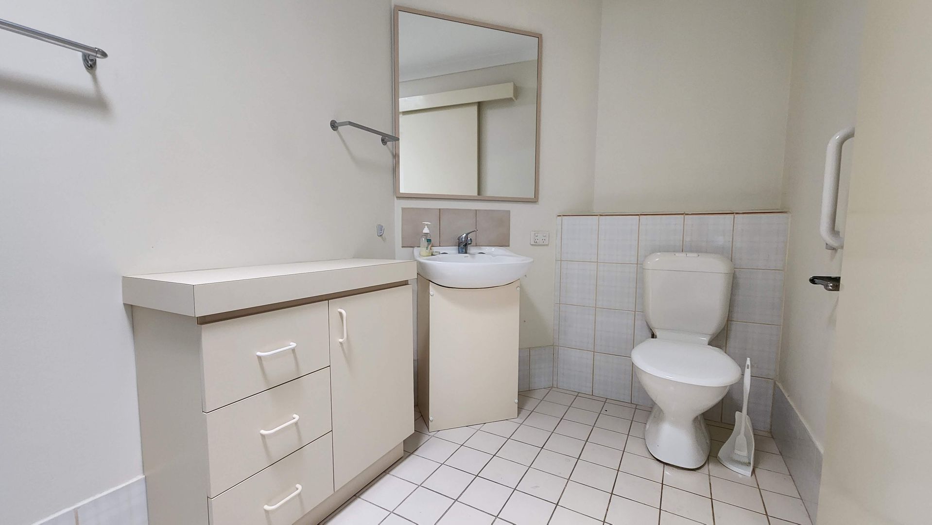 Under Offer. Over 55's - 2 Bedrooms