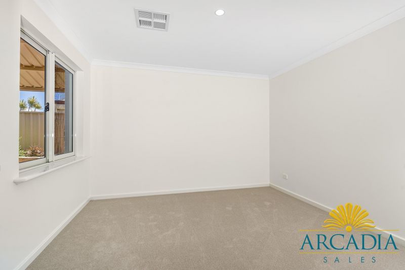 ARCADIA WATERS GERALDTON - Fully Refurbished, Ideal Location Next to Clubhouse