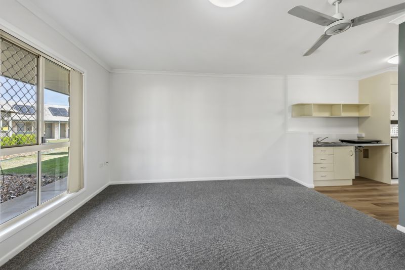 Independent Living  Unit with Kitchenette - Couples
Rent in a Seniors Living Community