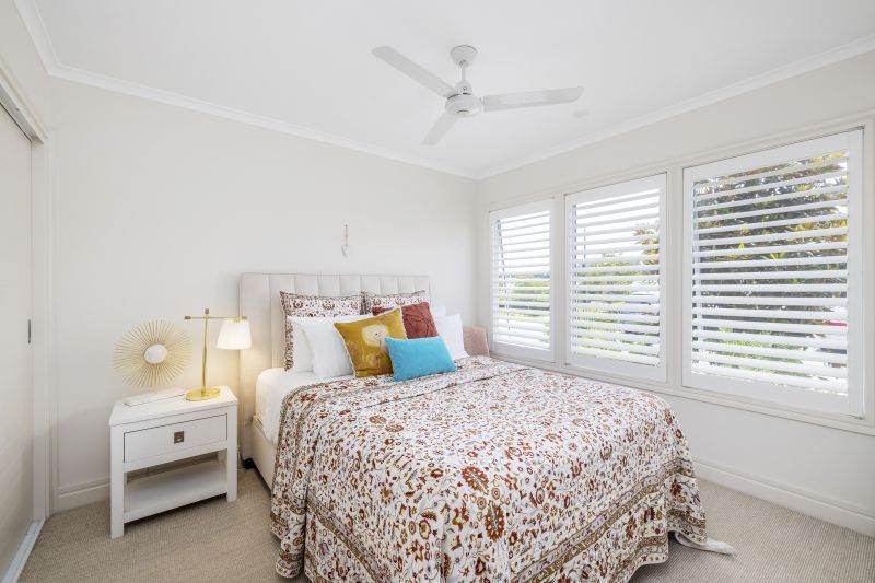 Bright Tropical Oasis - Luxury Two Bedroom + Study