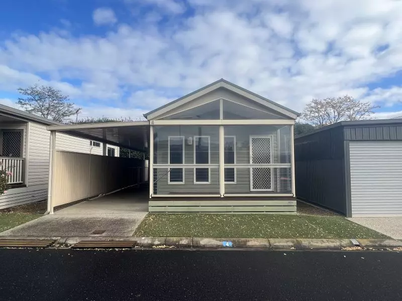 Enjoy The Simple Life at Pelican Shores Estate