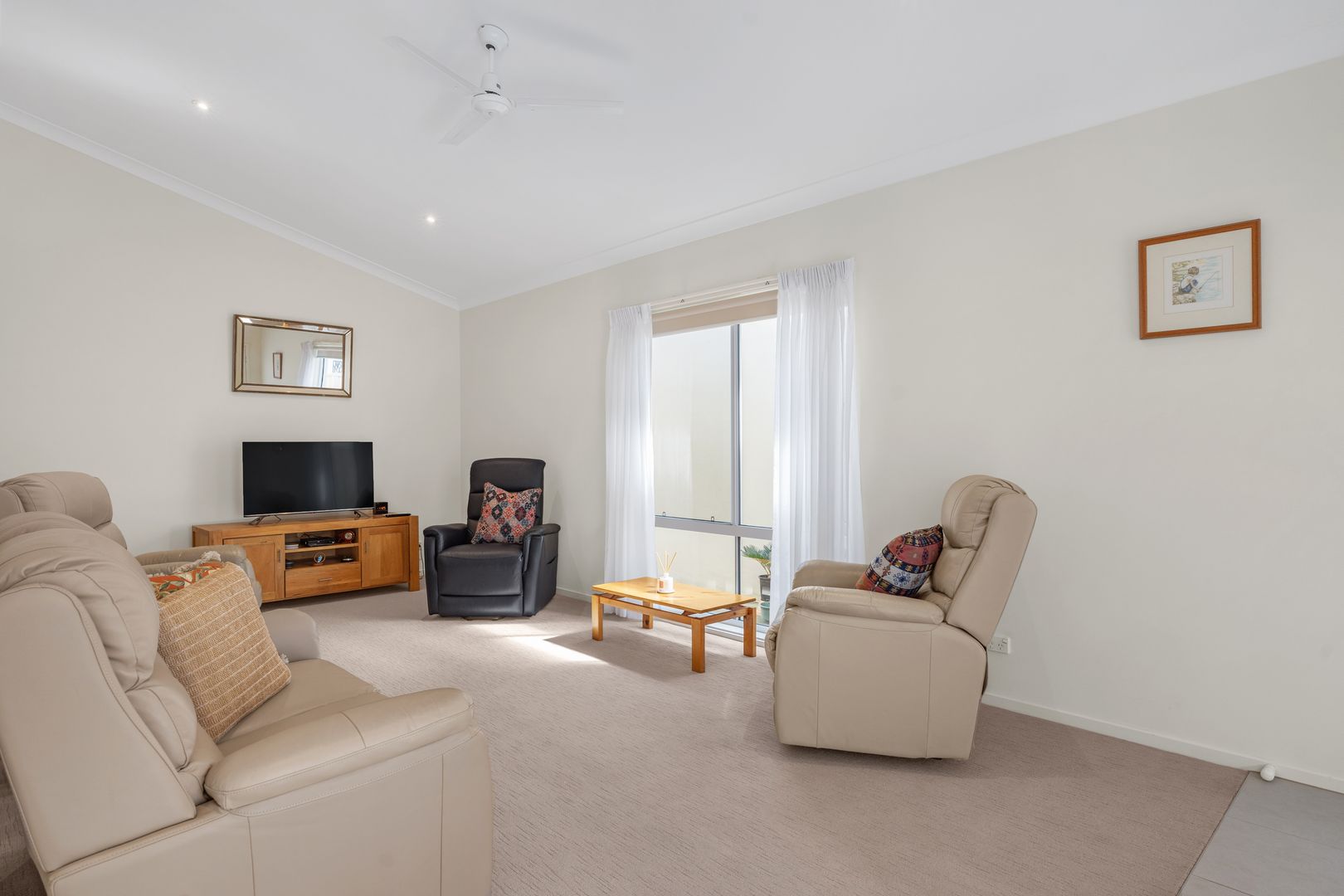 HOUSE 93 PALM LAKE RESORT 