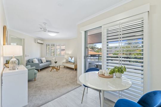 Superbly spacious apartment with garden views