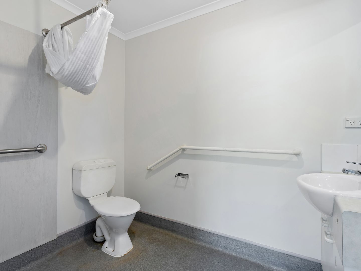 Affordable Independent Retirement Rental Living- WHITEHILL GARDENS